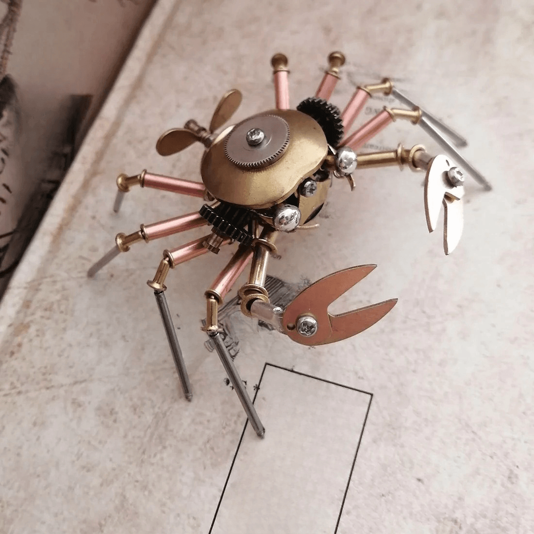 家の装飾のための3Dの金属の銅の機械カニのTestaの手仕事モデル - ビルディングブロック