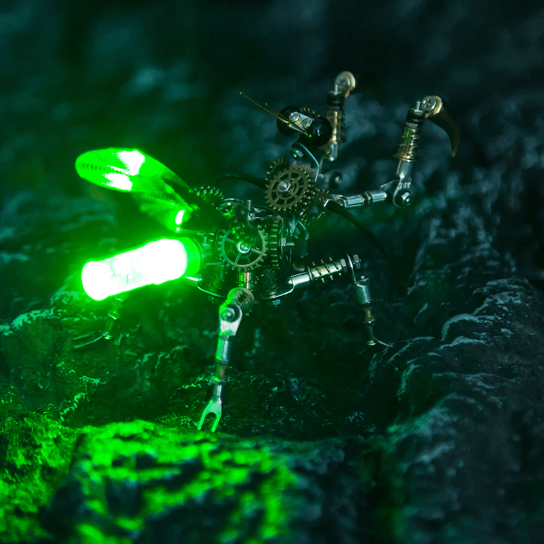 白熱ライト 3D の金属の昆虫モデル DIY のキットが付いている 300PCS+ Steampunk の小さいカマキリ - ビルディングブロック