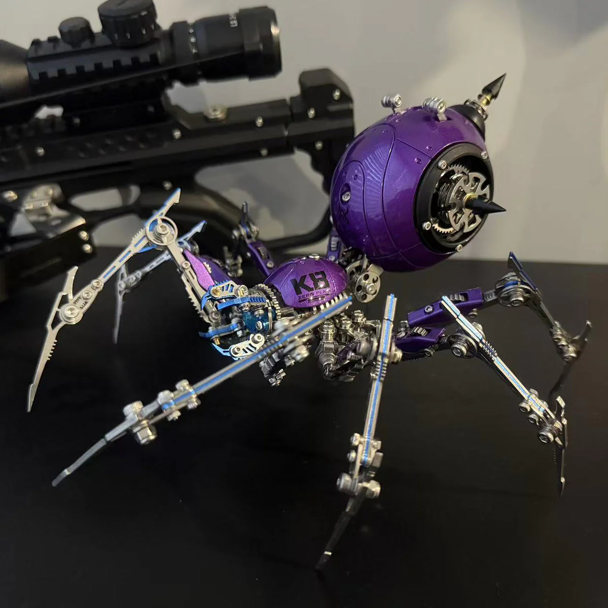 ダスクウィドウ — パープルウォースパイダー バイオレットファントムメタルモデルキット