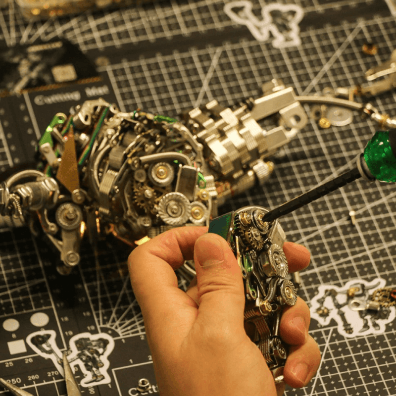 大人向けの1087ピースのメタル製3D DIY機械式ブルアニマルモデル組み立てキット - ビルディングブロック