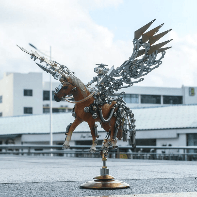 ベース付きのDIYメタル3Dアセンブリメカニカルウイングナイトユニコーンモデルキットのおもちゃ、776ピース - ビルディングブロック