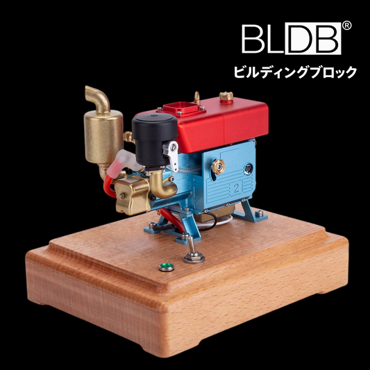 1/8スケールで再現したRETROL 4ストローク実動エンジン