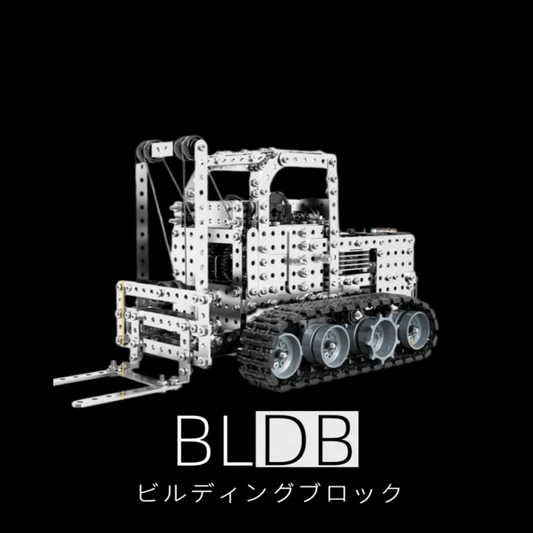 組み立て後のBLDB RCメタルフォークリフト3Dモデル 正面