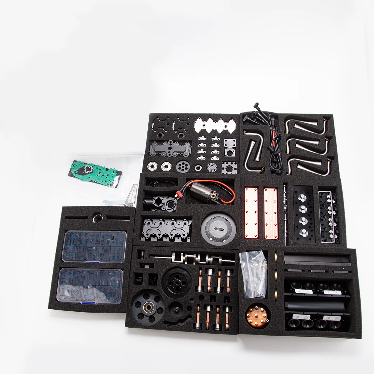 TOYAN FS-V800WGPC V型8気筒エンジンの側面構造