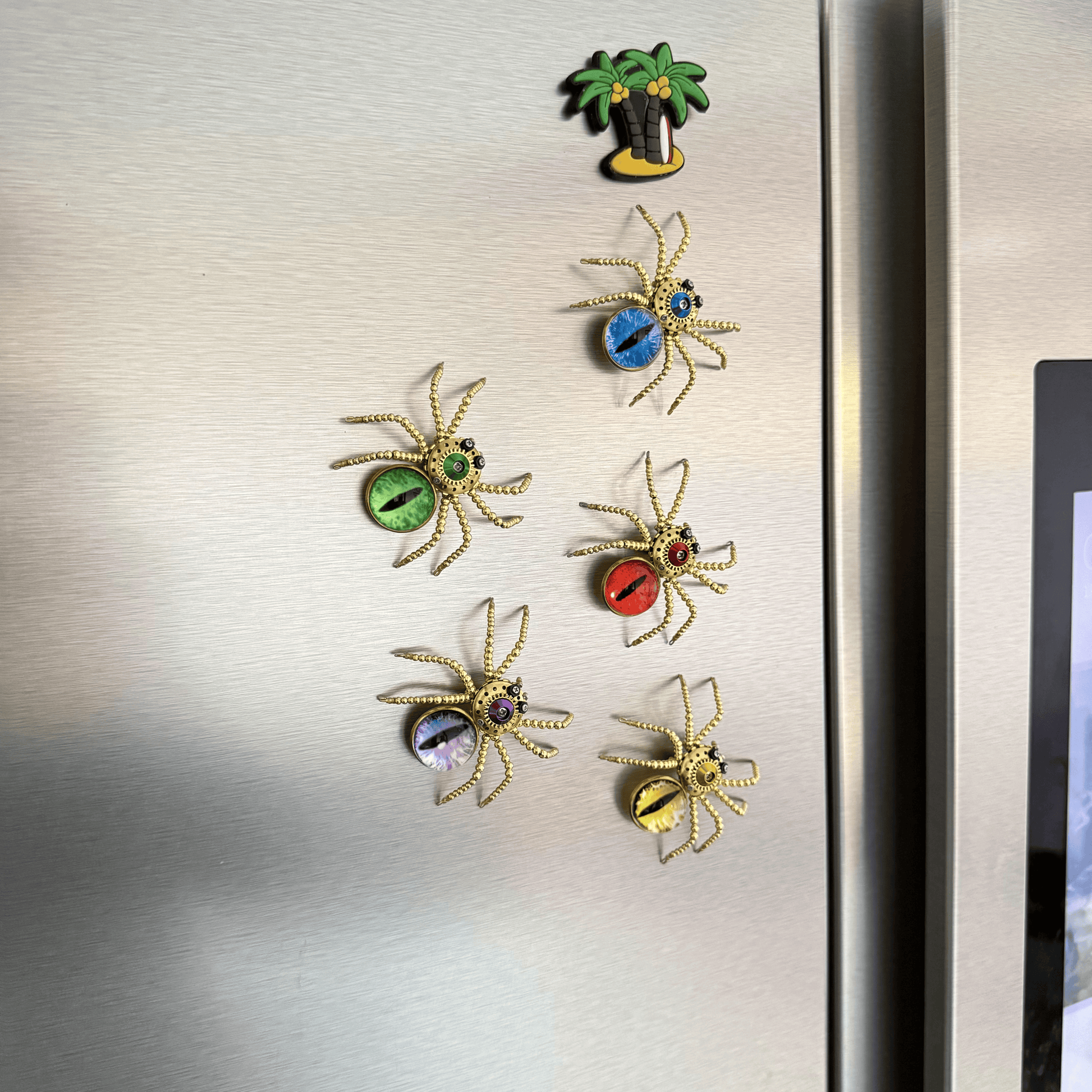 冷蔵庫マグネット機能付きスパイダーブローチ