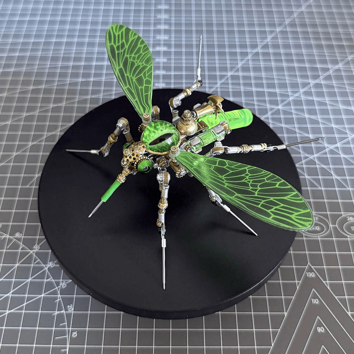 バイオメカニカルデザイン緑色蚊メタルモデルキット