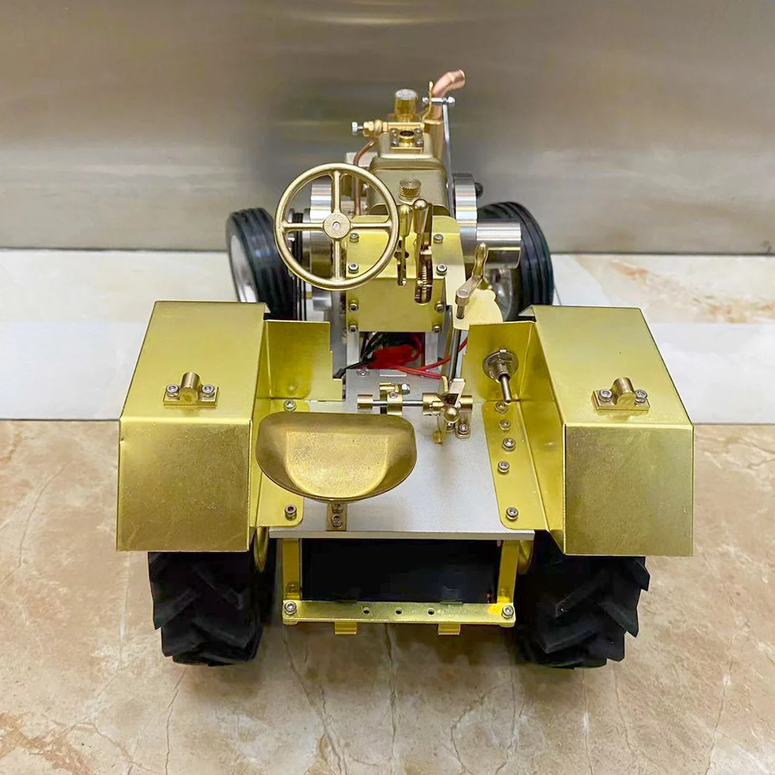 T12 ガソリンエンジン付きトラクター模型の製品サイズ