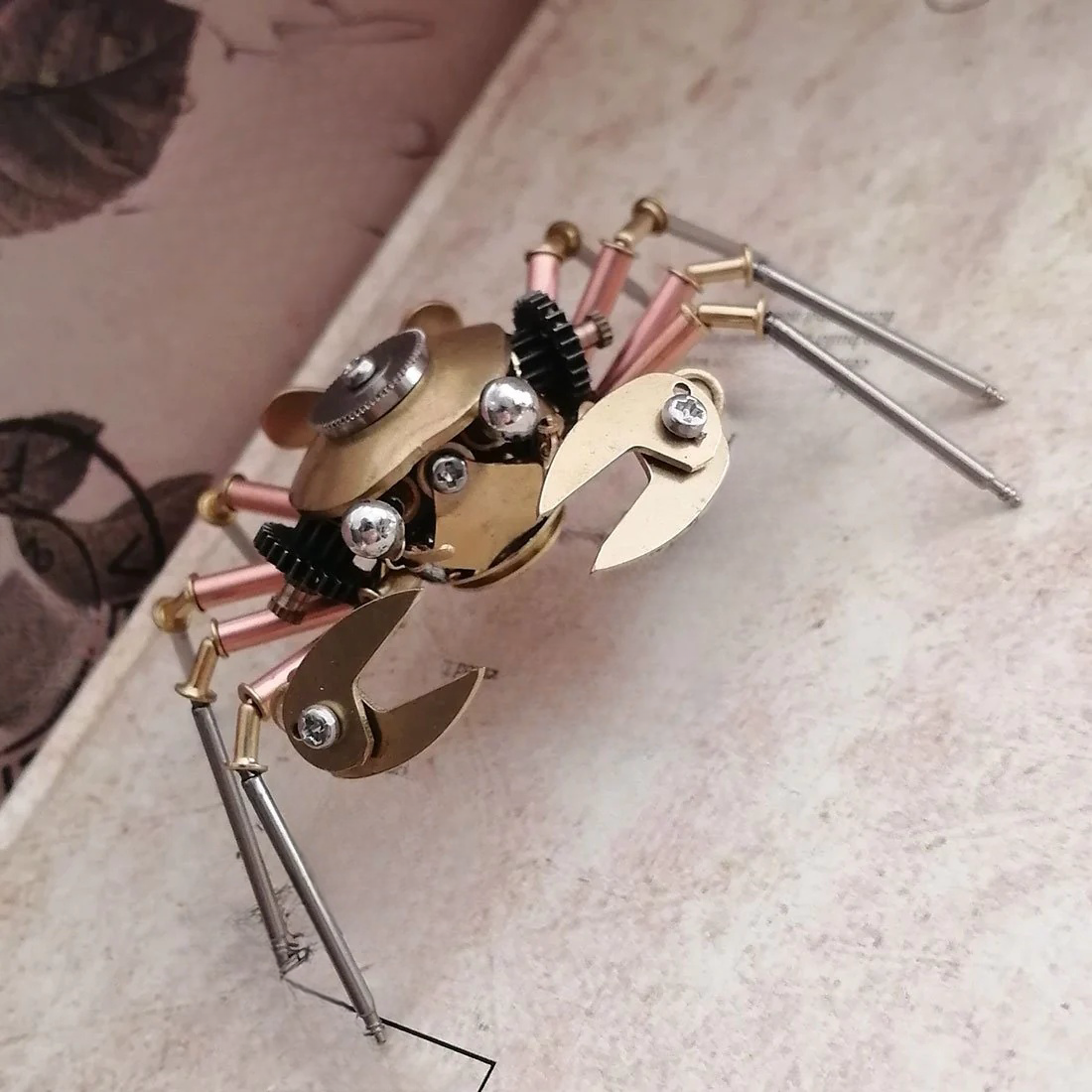 家の装飾のための3Dの金属の銅の機械カニのTestaの手仕事モデル