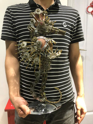 3Dメタルパズル タツノオトシゴ 2100ピース LED付き | スチームパンク