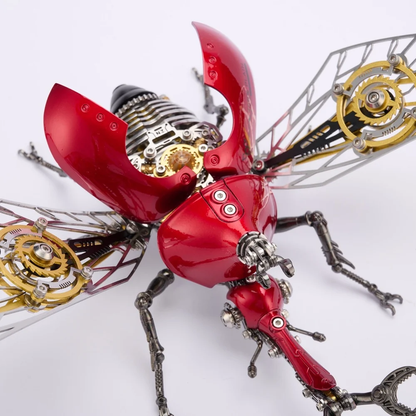 バーガンディ色のメカニカルクワガタ完成モデル