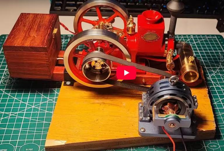 ヒットアンドミスエンジンにベルト接続した12V DC発電機