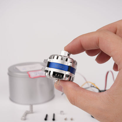 CISON V8用コンパクトマイクロ発電機のサイズ感