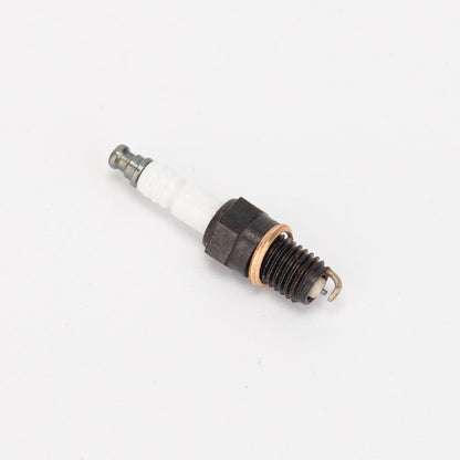 CISON V8用スパークプラグの電極とねじ部
