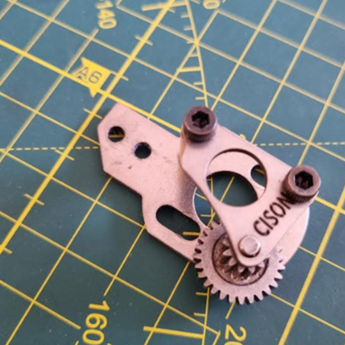CISON V8スターター部品